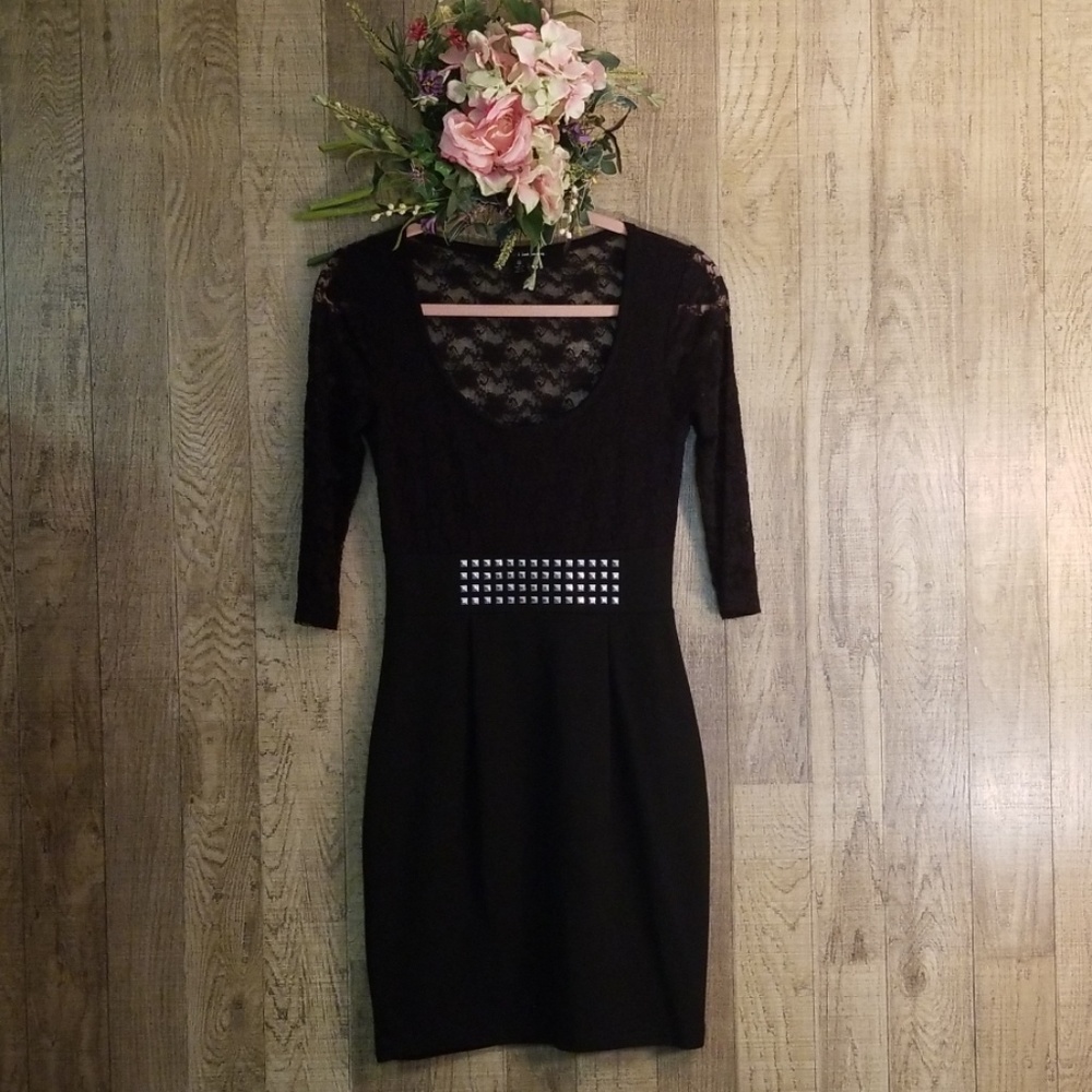 Made For Me To Look Amazing Dress (Juniors)